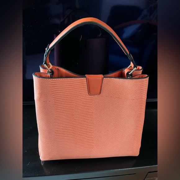 Jen & Co vegan leather peach purse nwot condition flawless - Picture 3 of 12